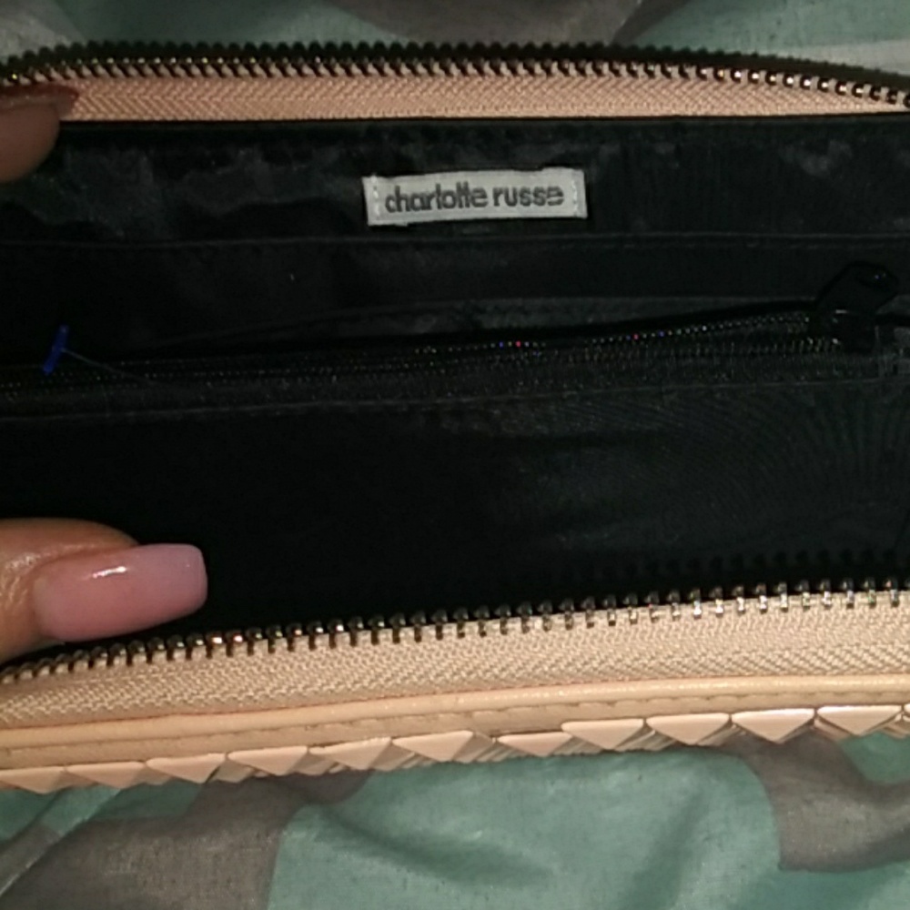 Pink stud wallet - Picture 2 of 2